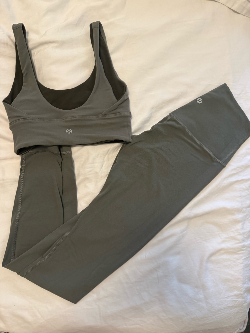lululemon Sage green Scoop Sports Bra & Leggings Align Set